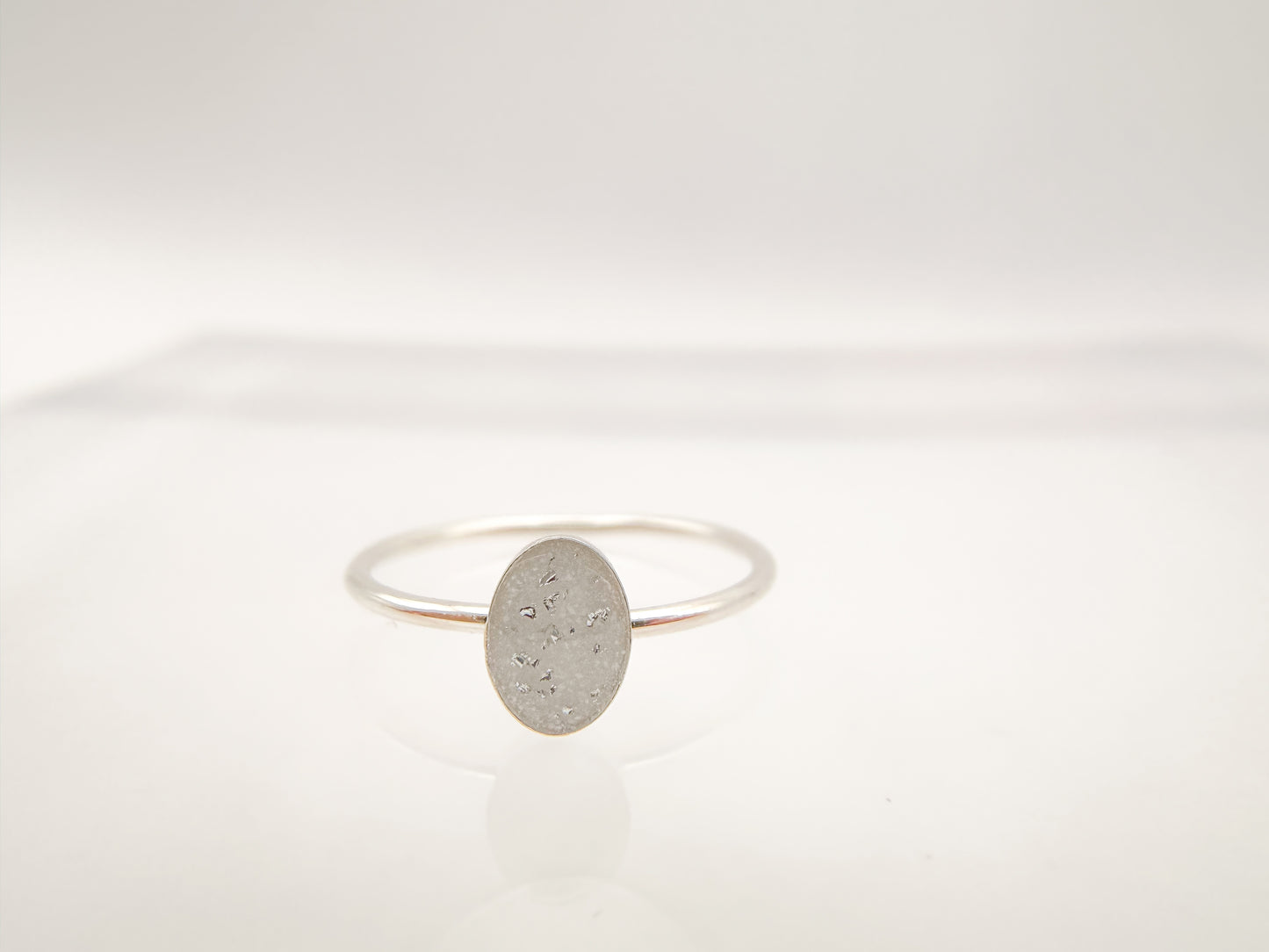 Mini Oval Ring